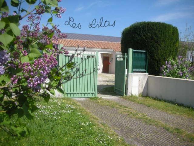 Chambres D'Hotes Les Lilas Рюффек Экстерьер фото